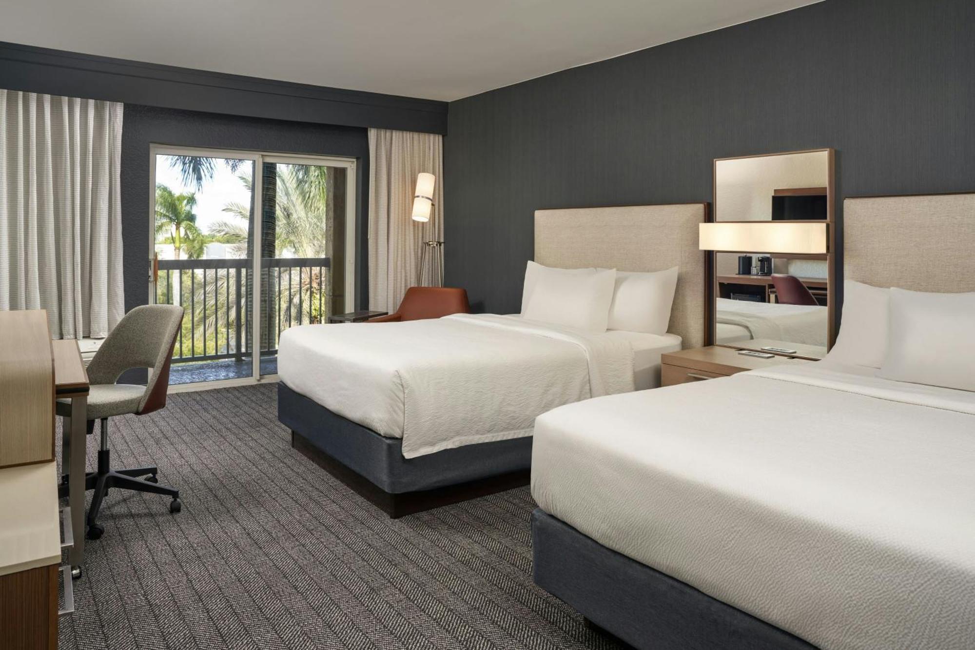 Courtyard By Marriott Fort Lauderdale Уестън Екстериор снимка