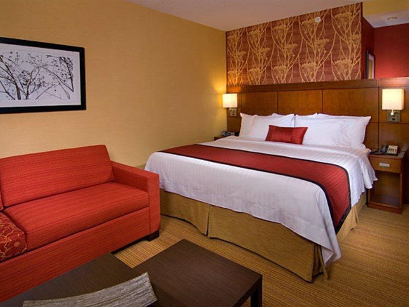 Courtyard By Marriott Fort Lauderdale Уестън Стая снимка