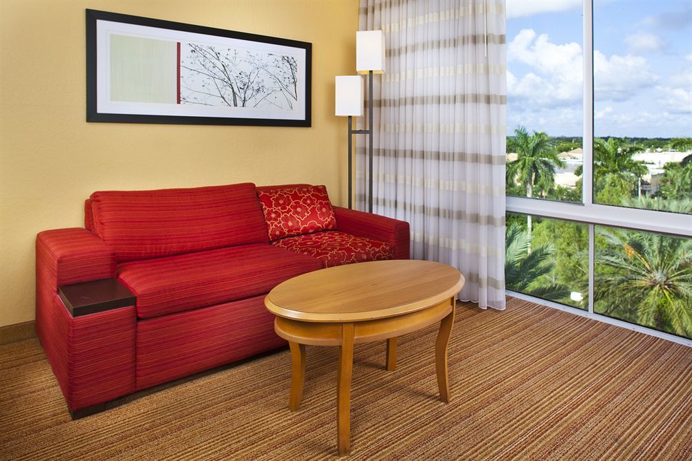 Courtyard By Marriott Fort Lauderdale Уестън Екстериор снимка